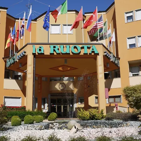 La Ruota Hotell 4*