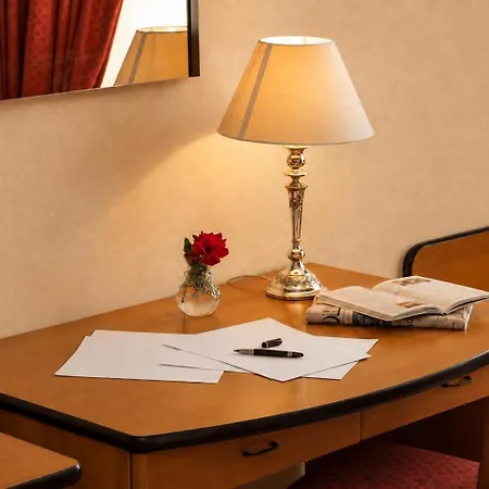 Phi Hotel 4*